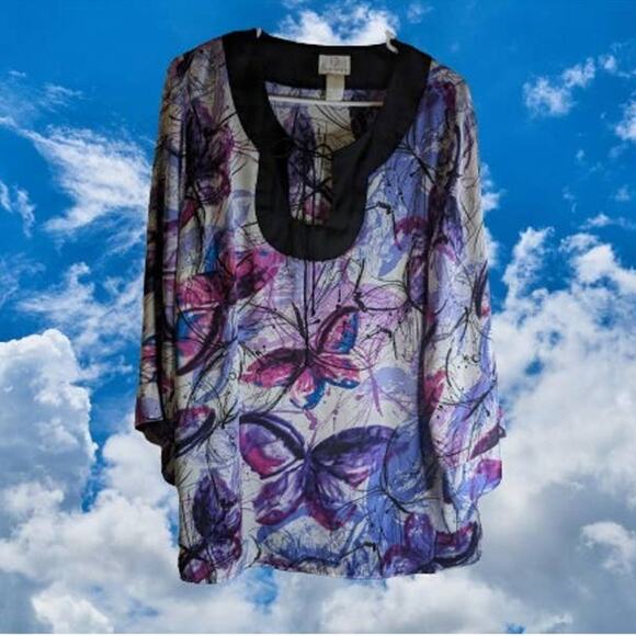 H&H 1X butterfly print polyester woman's top. Bust 48  length  29 - Picture 1 of 1